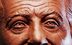 escultura pública en bronce del padre Carlos Júarez